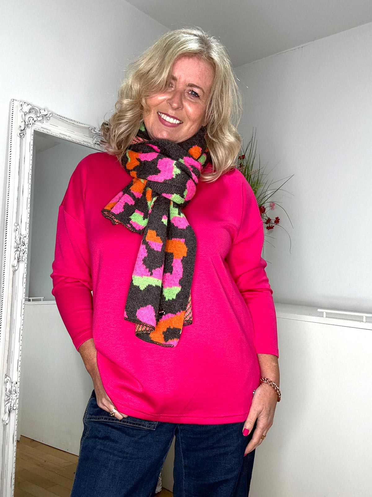 Chrissie Scarf